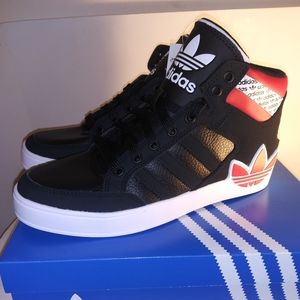 Boys Adidas Hardcourt Sneakers